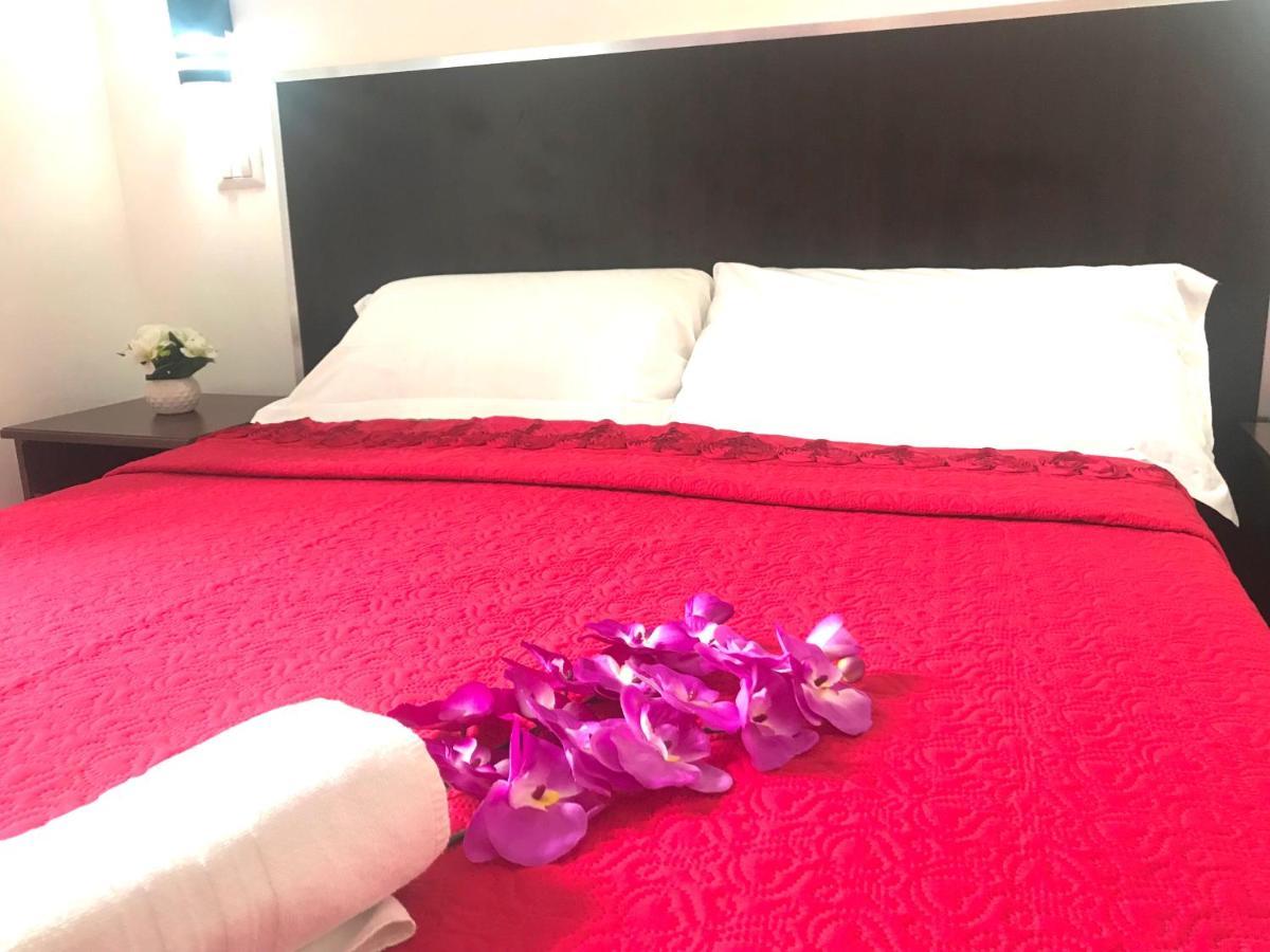 Alojamento de Acomodação e Pequeno-almoço Tune Homes 3*